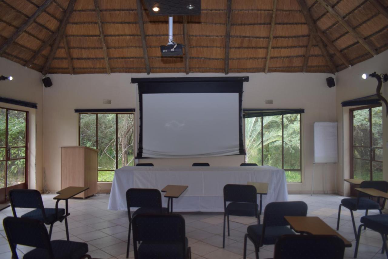 Copacopa Lodge And Conference Centre Punda Maria Экстерьер фото